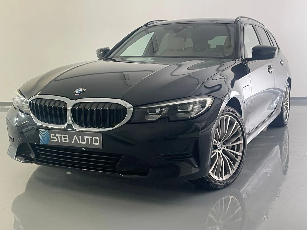BMW 330 e Touring Pack M Auto