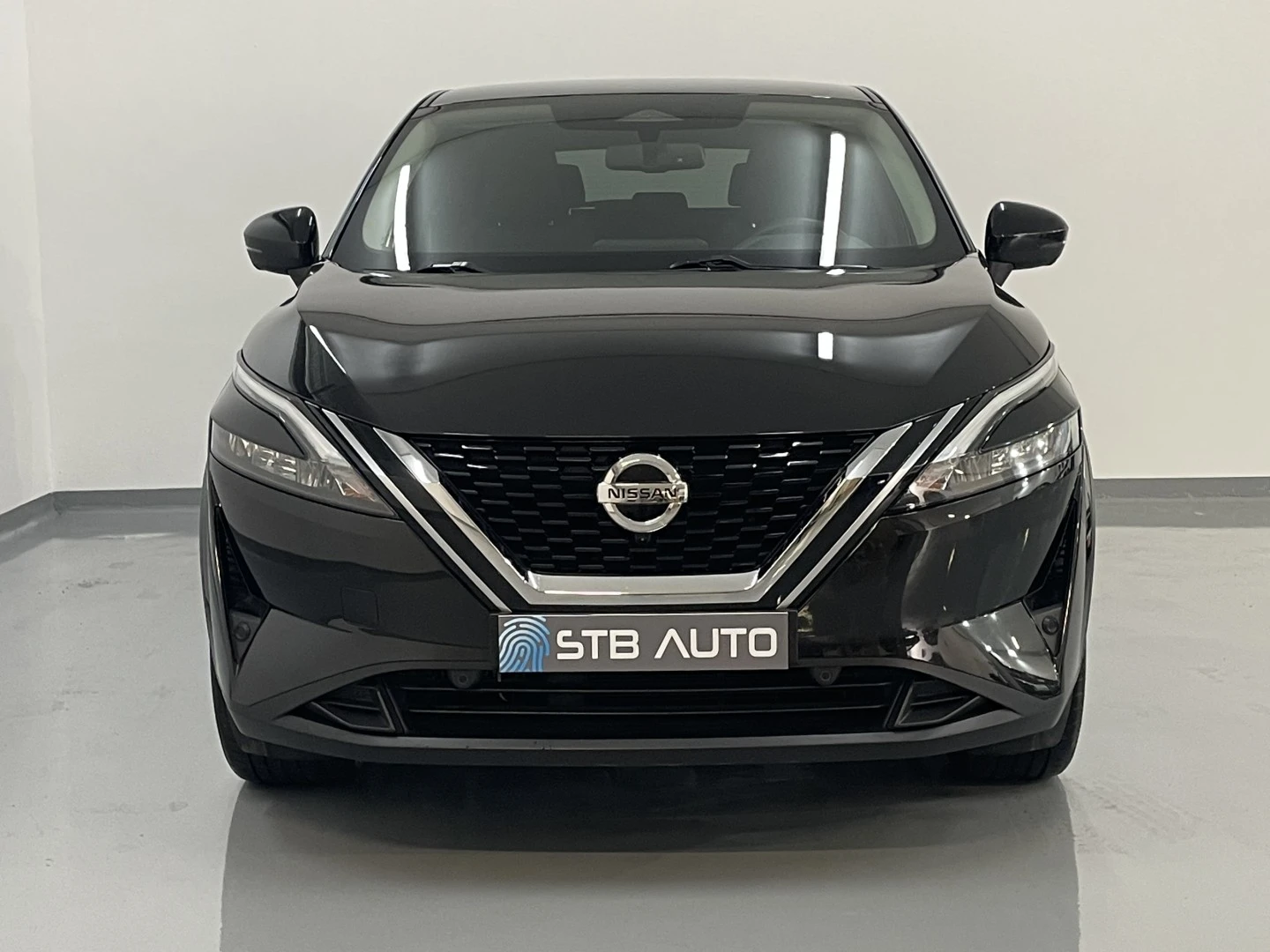 Nissan Qashqai 1.3 DIG-T N-Connecta LED Xtronic