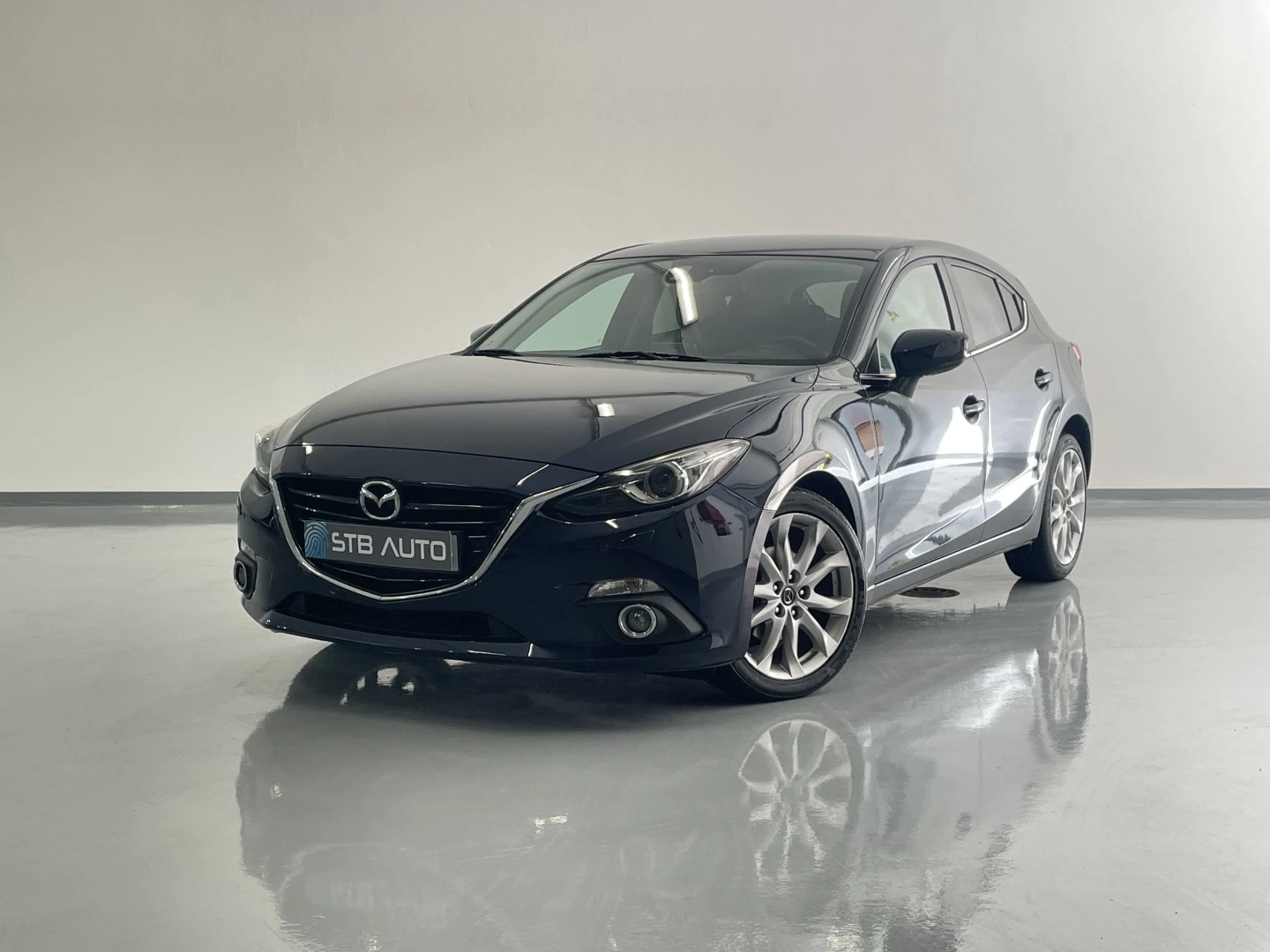 Mazda 3 1.5 Sky-D Excellence Navi