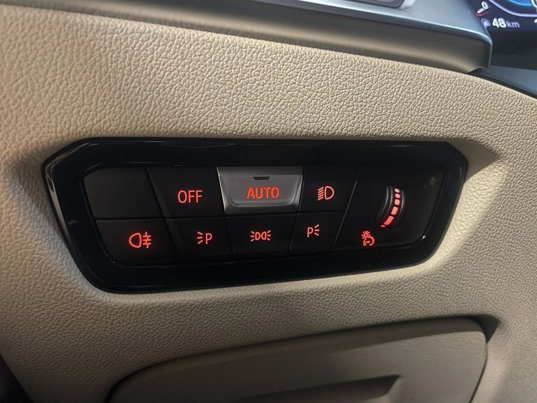 BMW 330 e Touring Pack M Auto