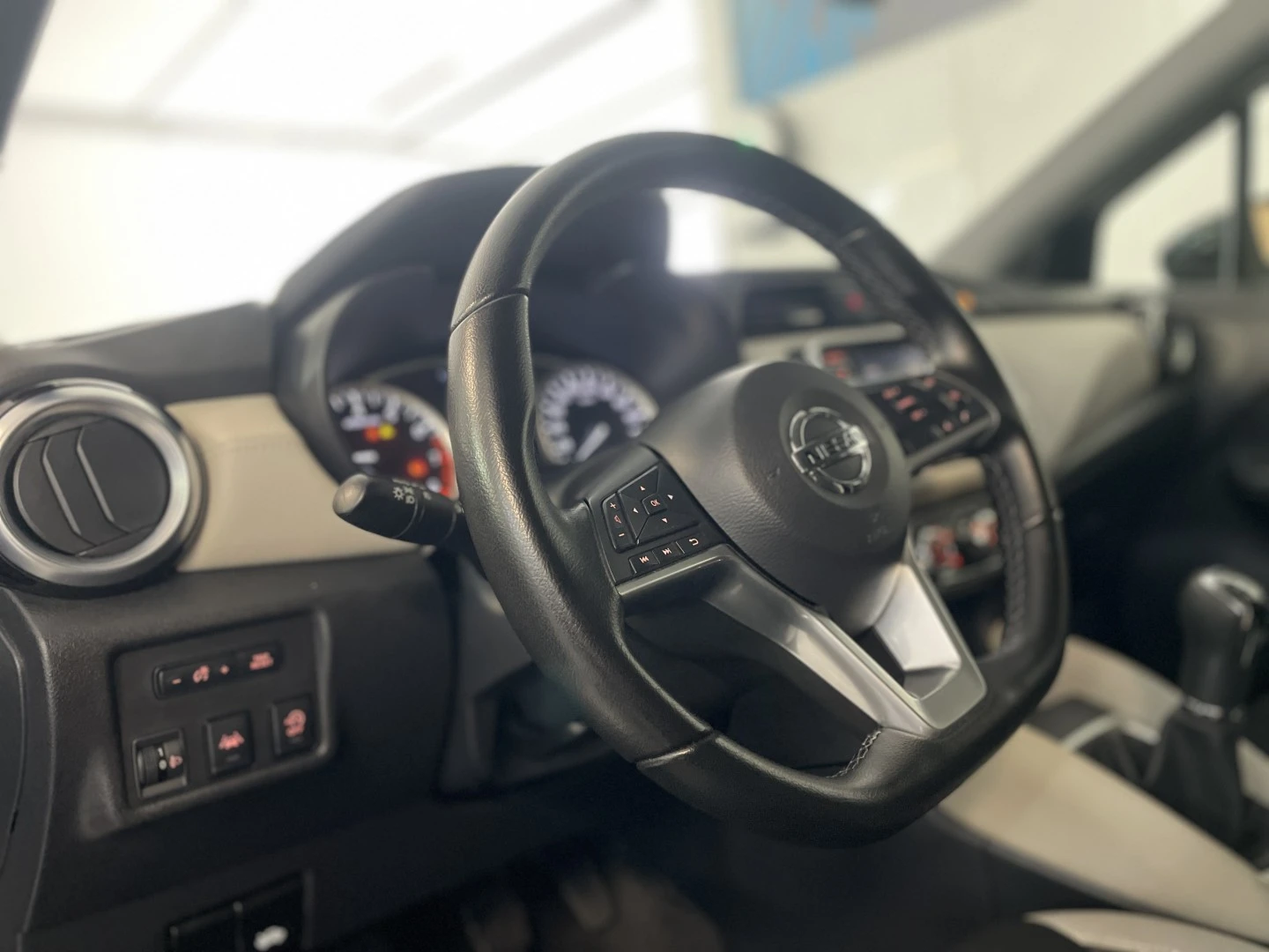 Nissan Micra 1.0 IG-T N-Design Black P.Navi