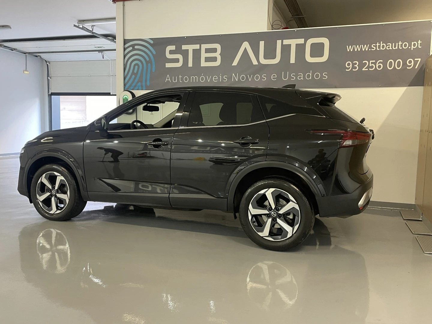 Nissan Qashqai 1.3 DIG-T N-Connecta LED Xtronic