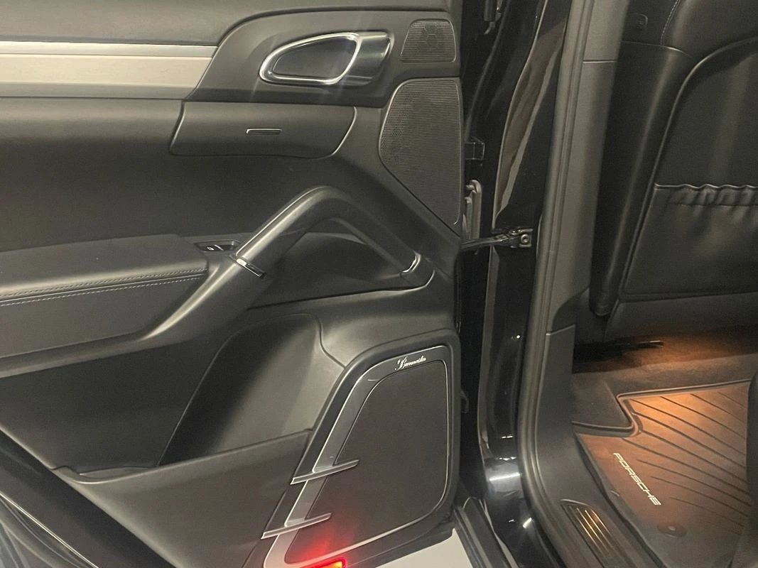 Porsche Cayenne S Hybrid