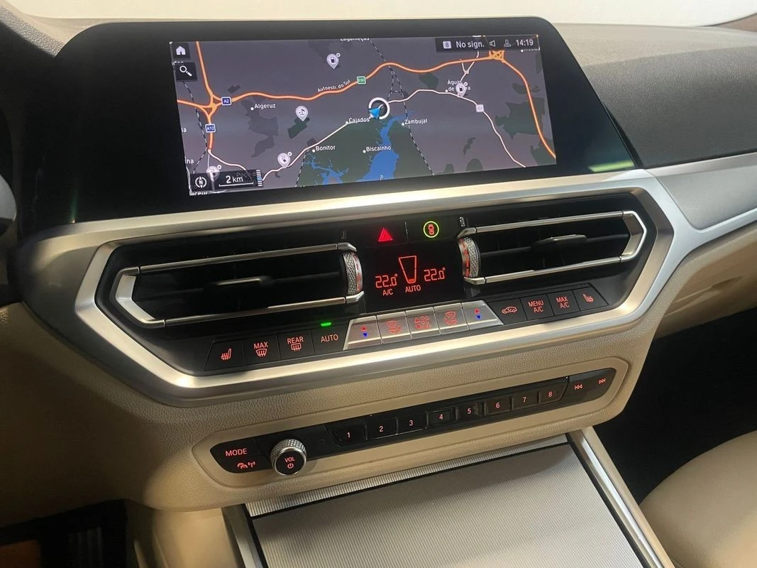 BMW 330 e Touring Pack M Auto