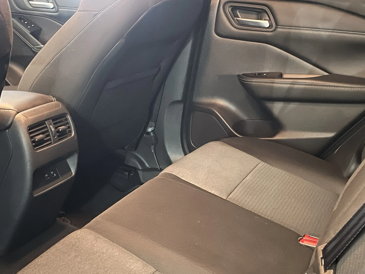 Nissan Qashqai 1.3 DIG-T N-Connecta LED Xtronic