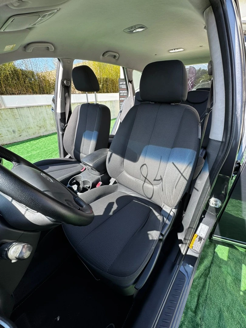 Kia Carens 1.6 CRDi Spirit
