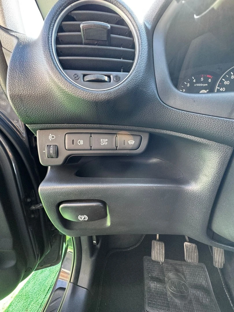 Kia Carens 1.6 CRDi Spirit