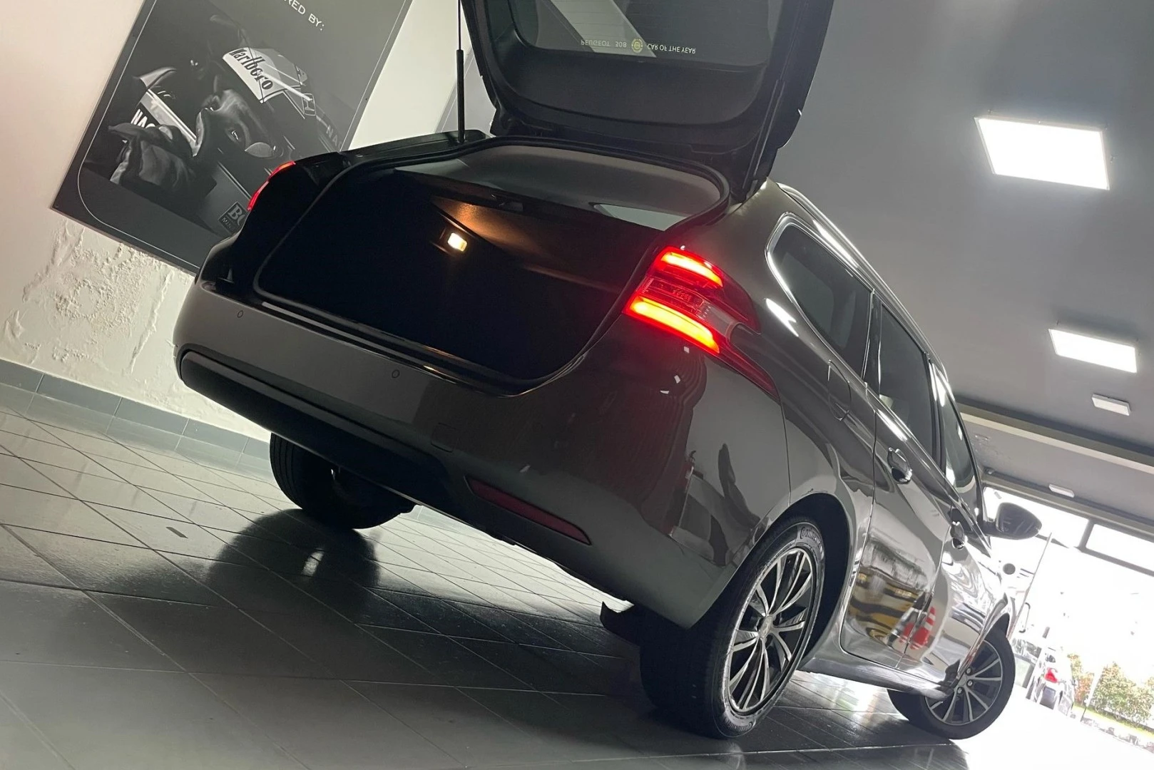 Peugeot 308 1.6 e-HDi Allure