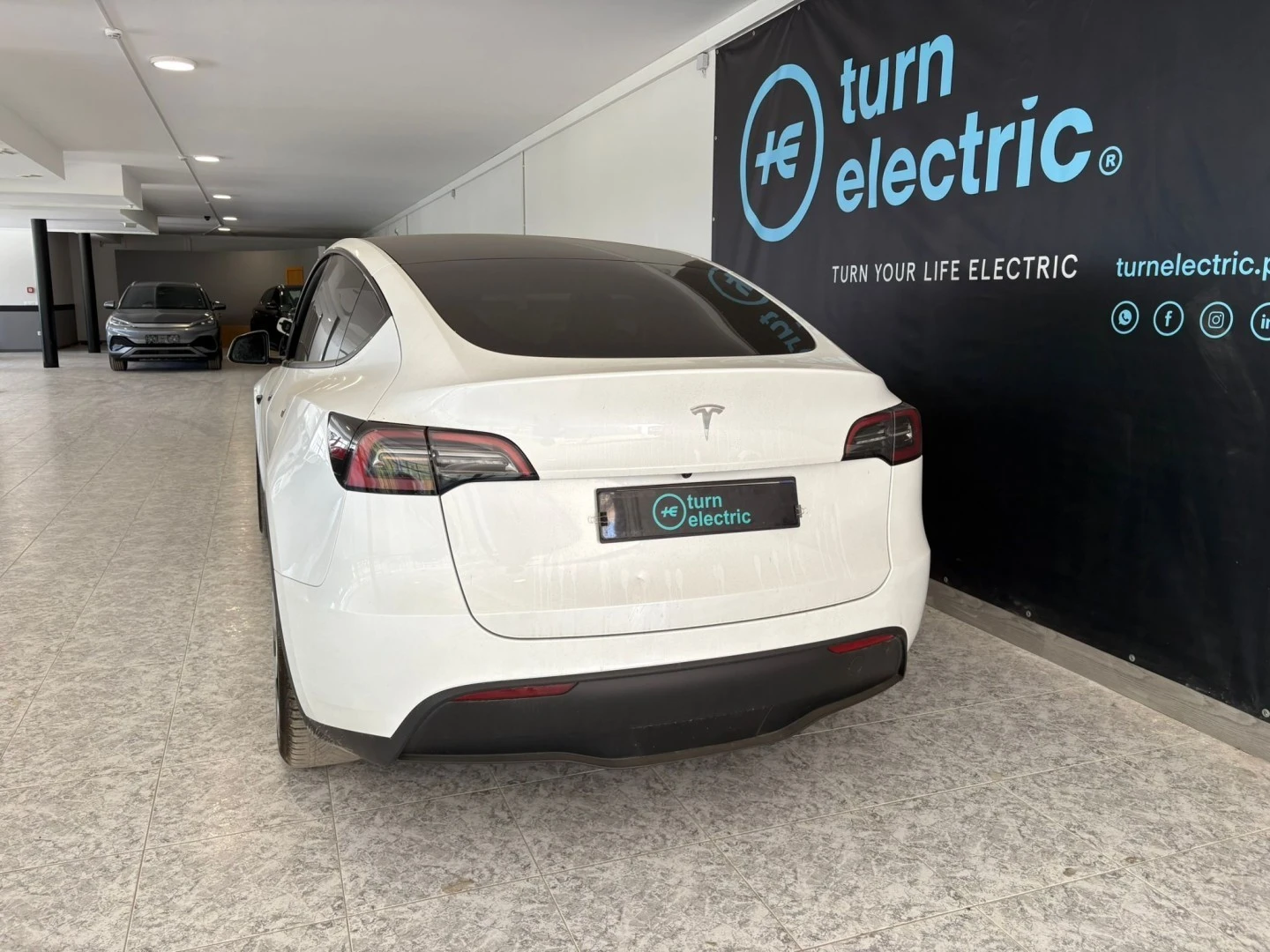 Tesla Model Y Tração Traseira