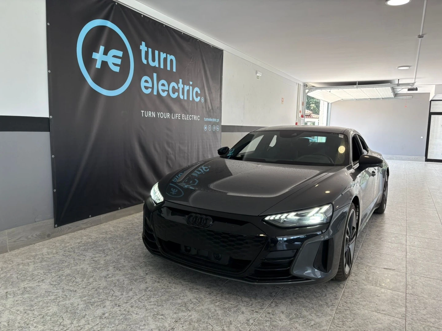 Audi e-tron GT quattro