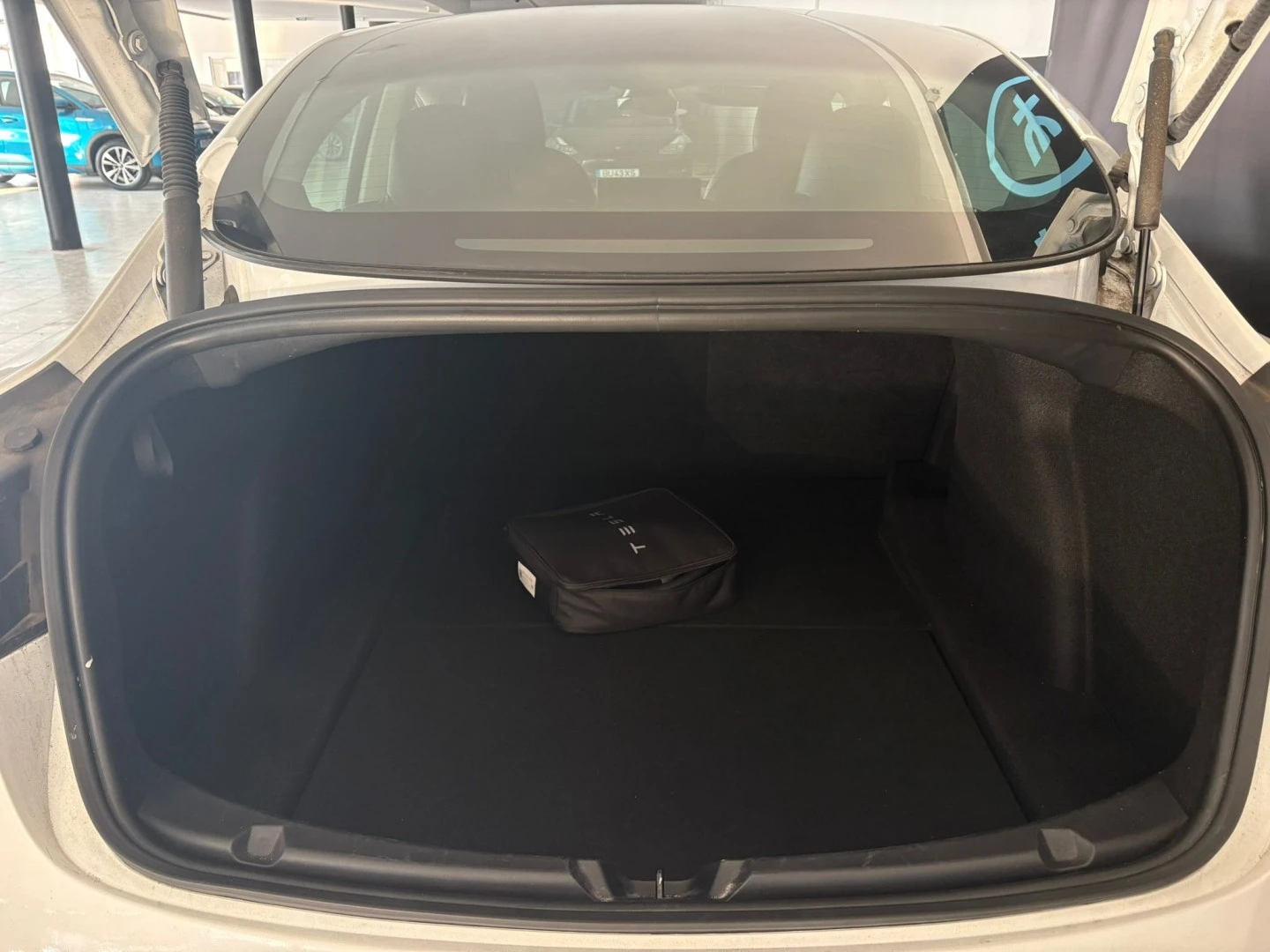 Tesla Model 3 Standard Range Plus RWD