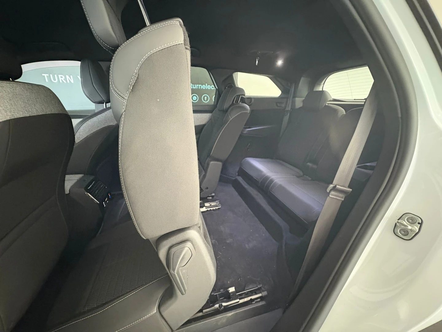 Peugeot E-5008 73 kWh Allure
