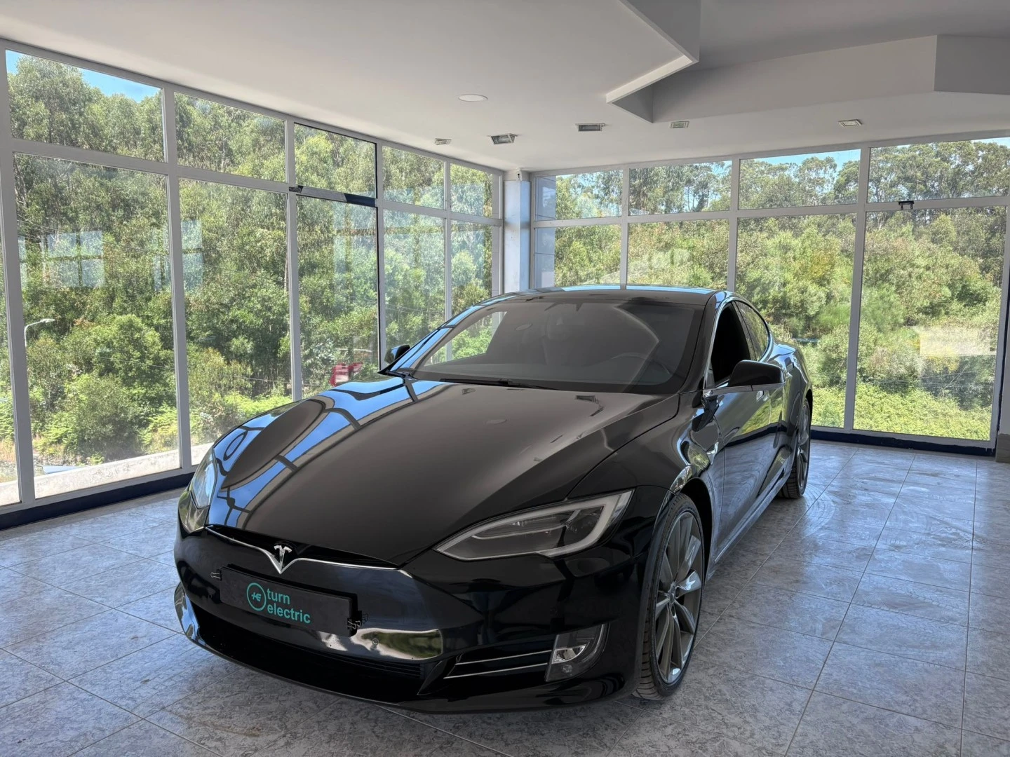 Tesla Model S 75D
