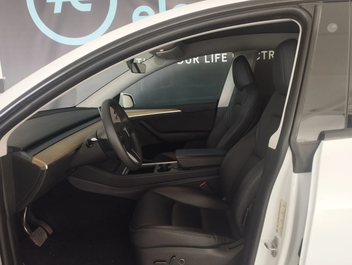 Tesla Model Y Tração Traseira