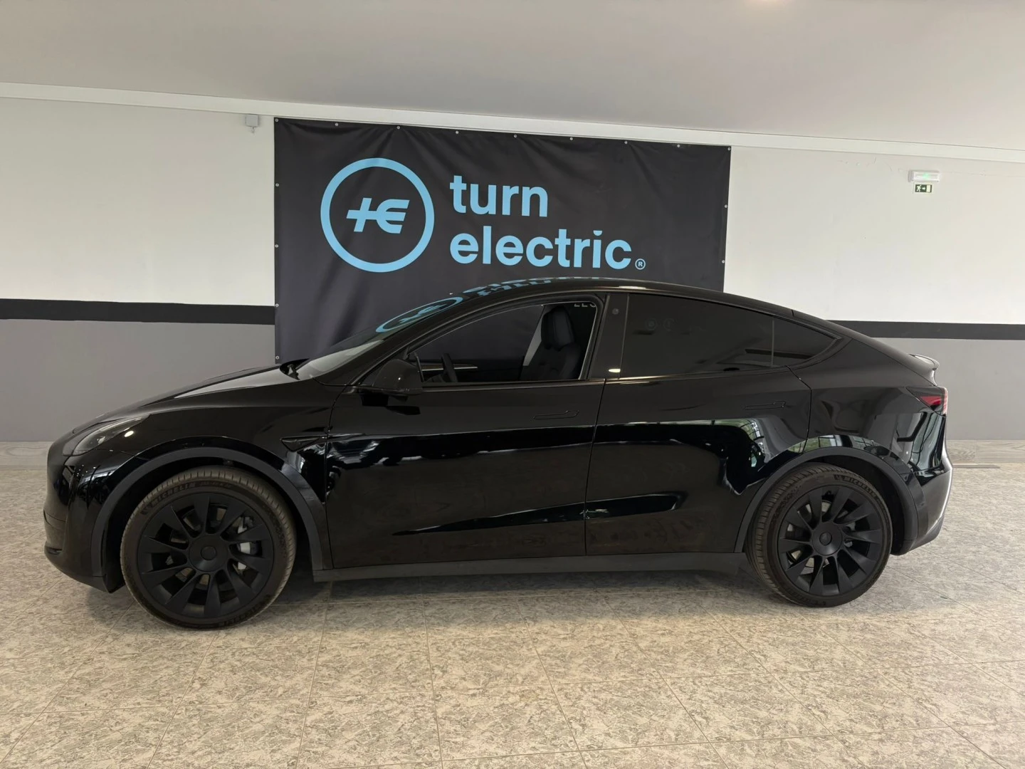 Tesla Model Y Tração Traseira