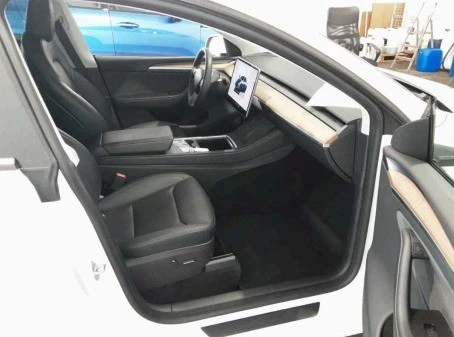 Tesla Model Y Performance Dual Motor AWD