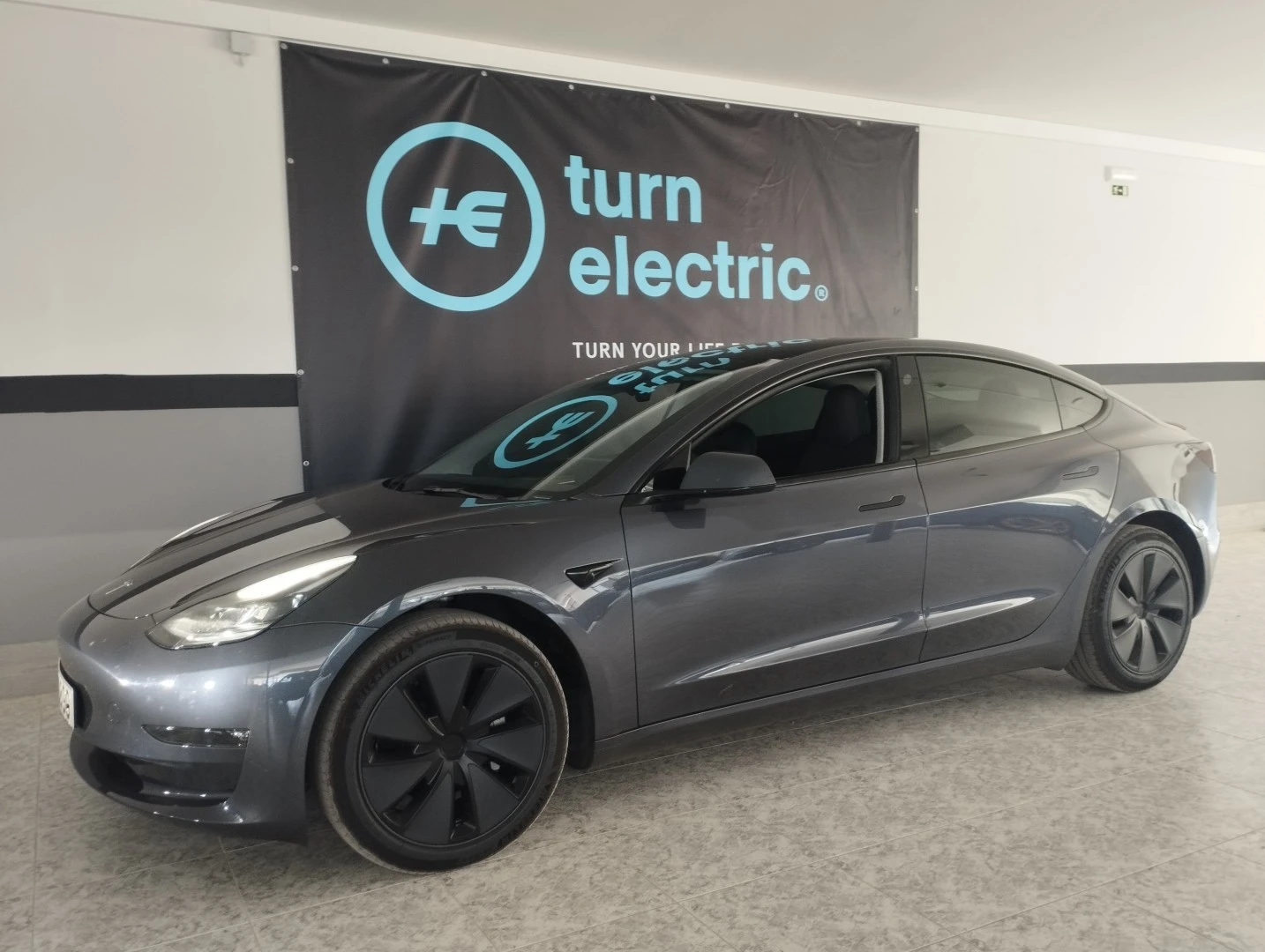 Tesla Model 3 Long Range Tração Traseira