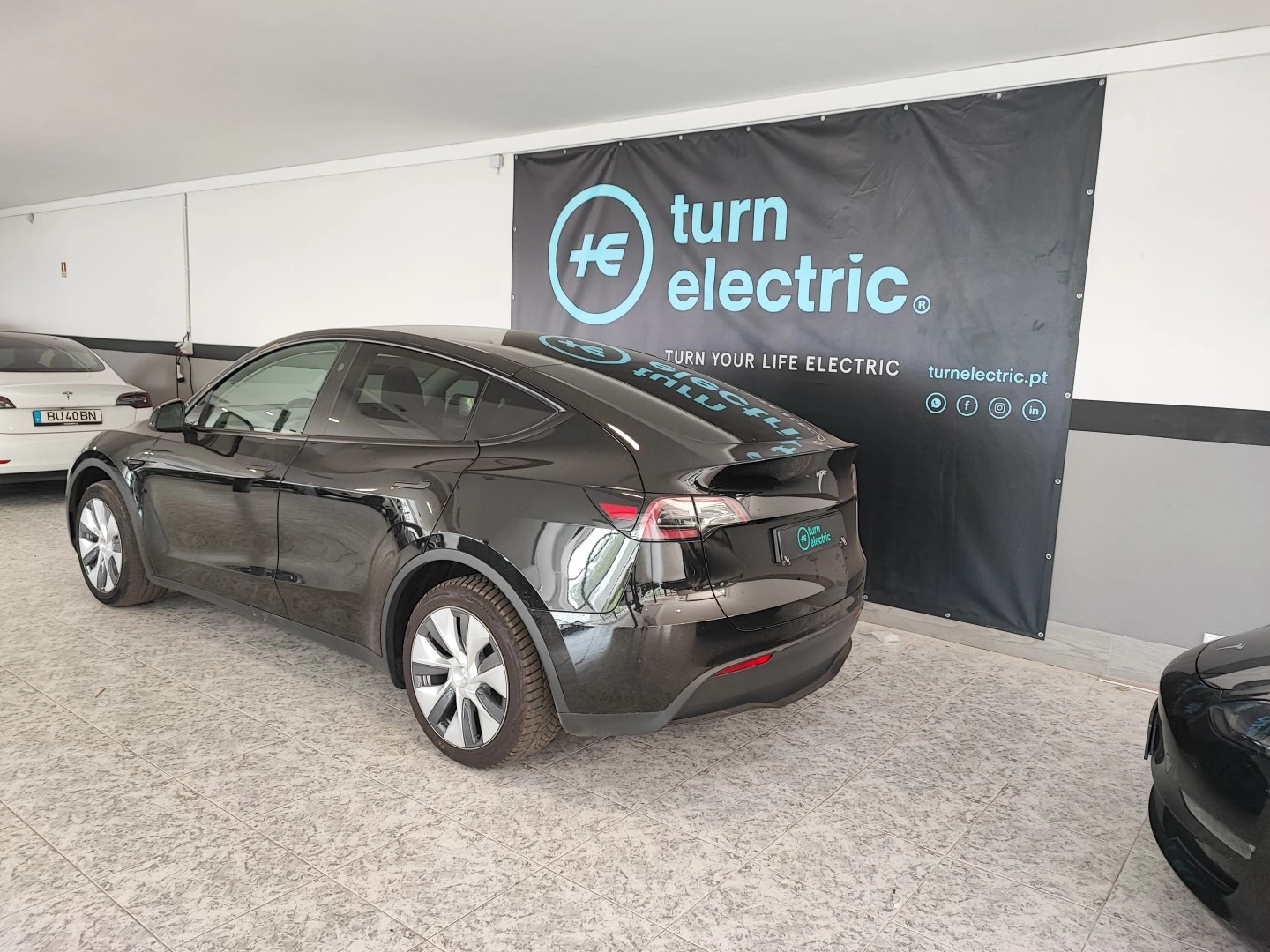 Tesla Model Y RWD