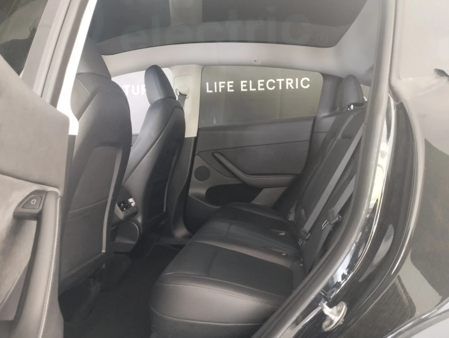 Tesla Model Y Tração Traseira
