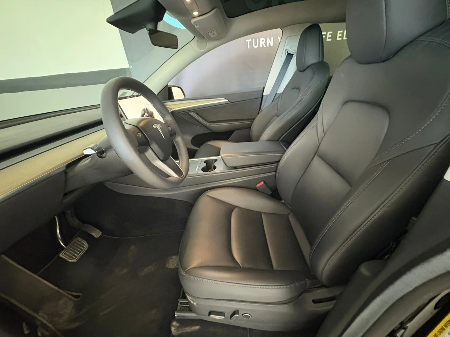 Tesla Model Y RWD