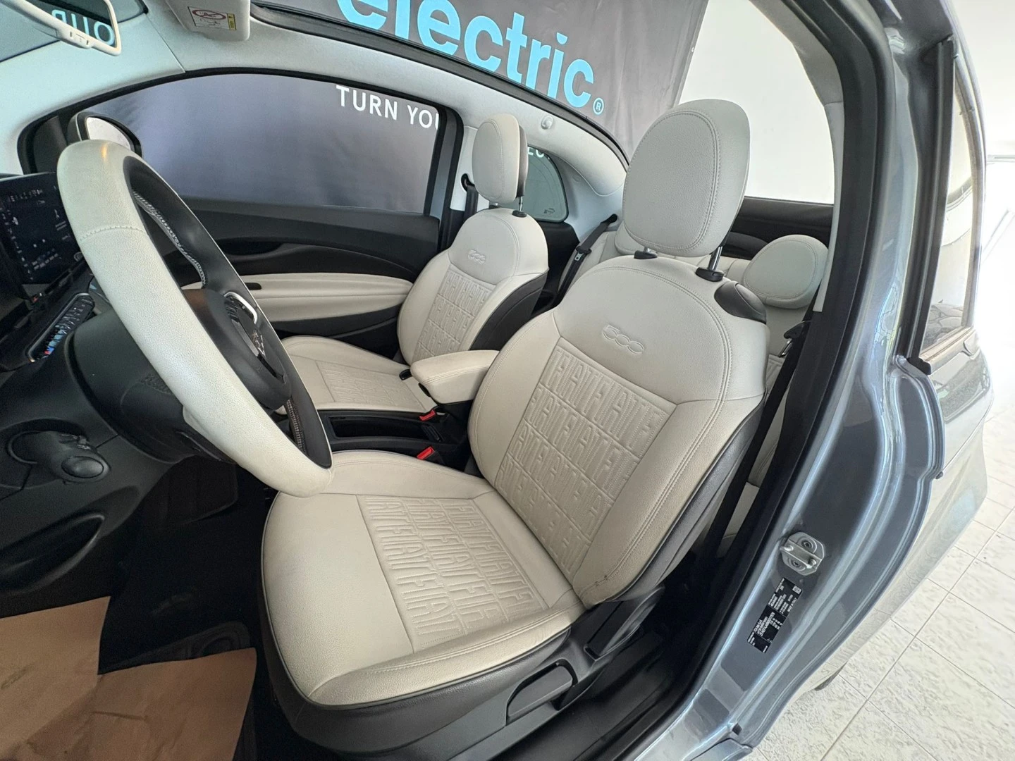 Fiat 500e C La Prima