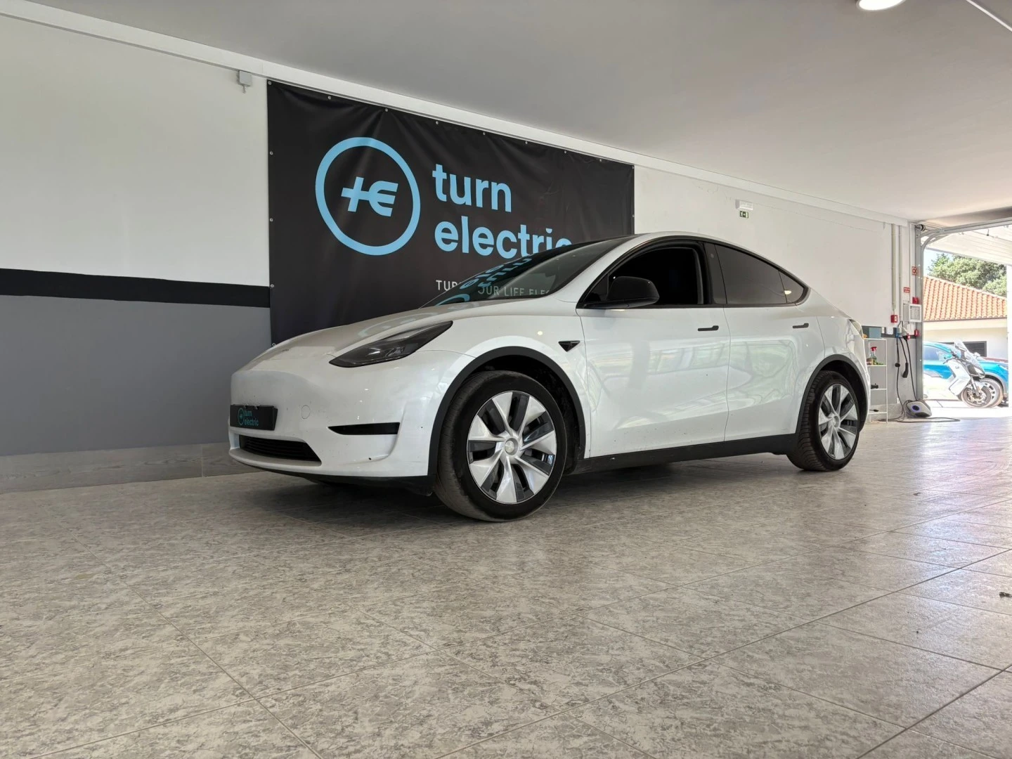 Tesla Model Y Tração Traseira