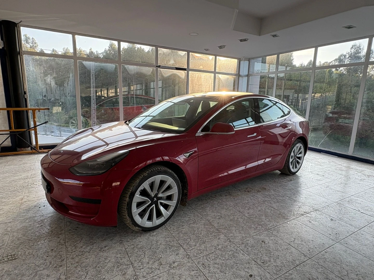 Tesla Model 3 Standard Range Plus RWD