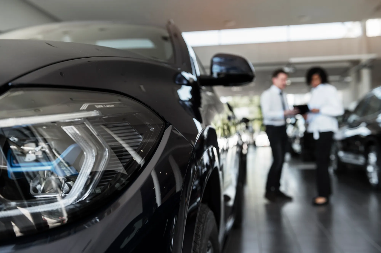 Comprar Carro: Stand vs. Particular – O Que Compensa Mais?