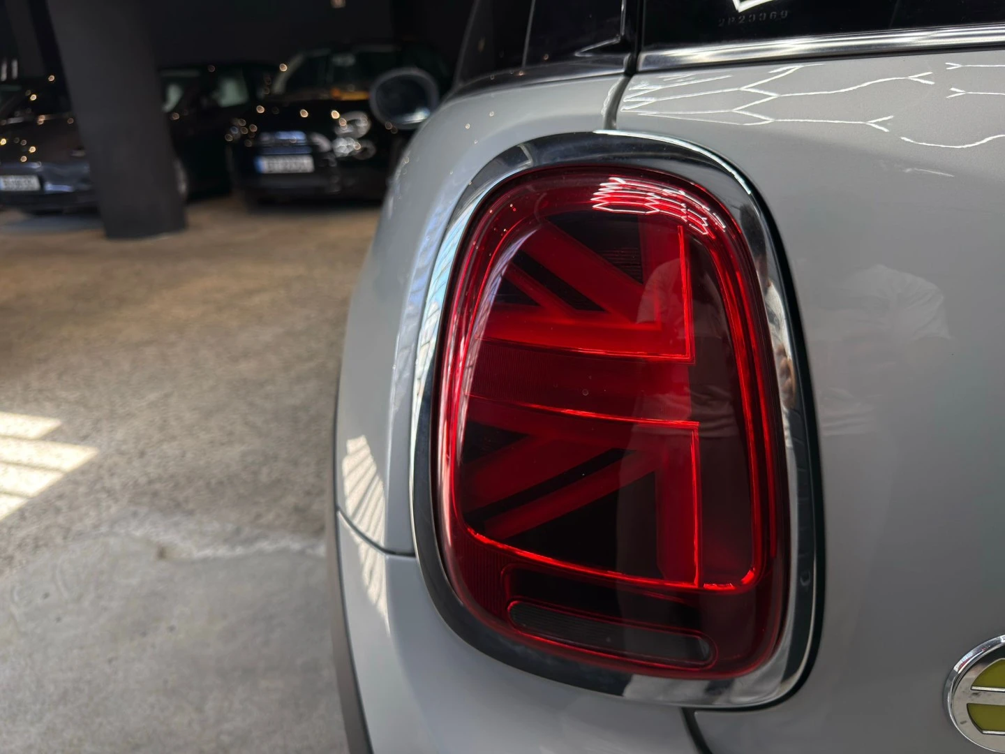 MINI 3 Portas 3 Portas Cooper SE Premium P. Yours