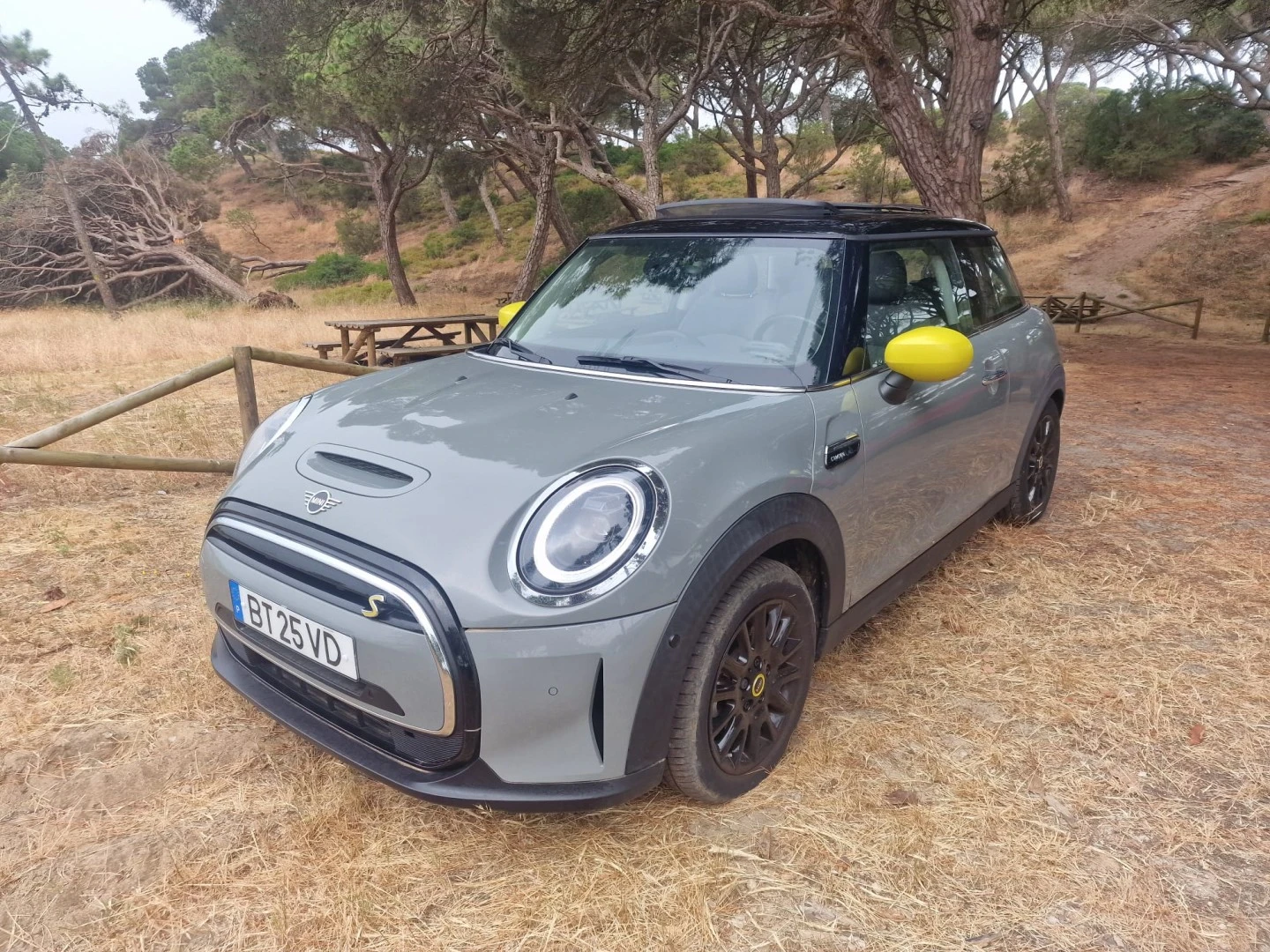 MINI 3 Portas MINI 3 Portas Cooper SE Camden Edition