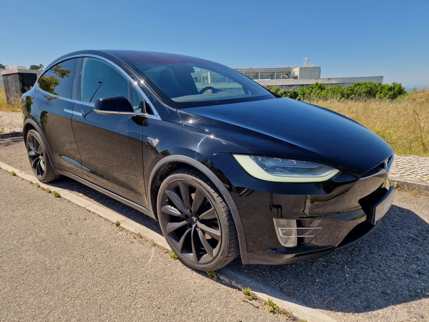 Tesla Model X Long Range