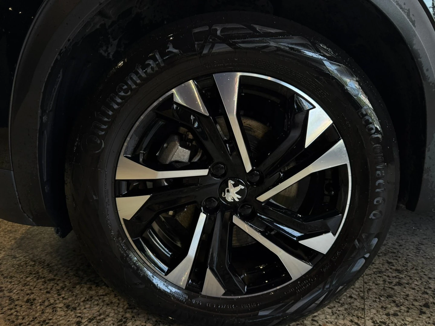Peugeot e-208 50 kWh Allure Pack
