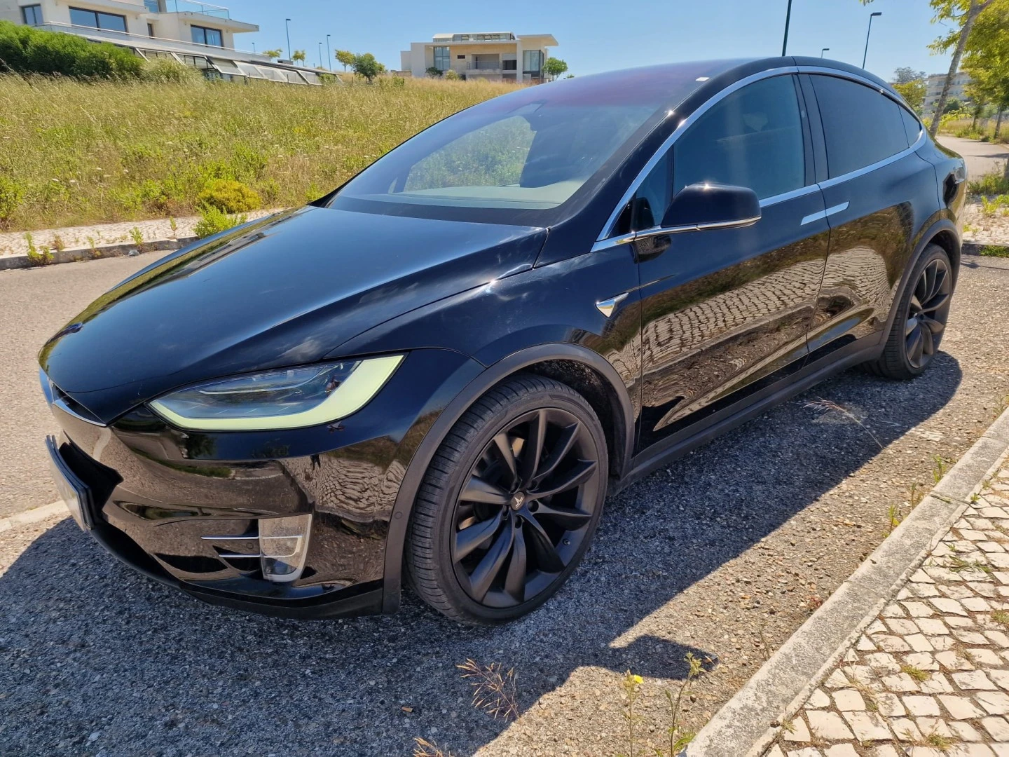 Tesla Model X Long Range