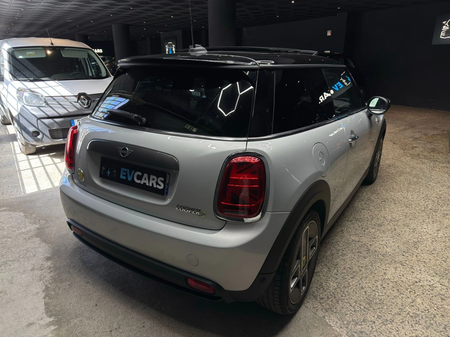 MINI 3 Portas 3 Portas Cooper SE Premium P. Yours