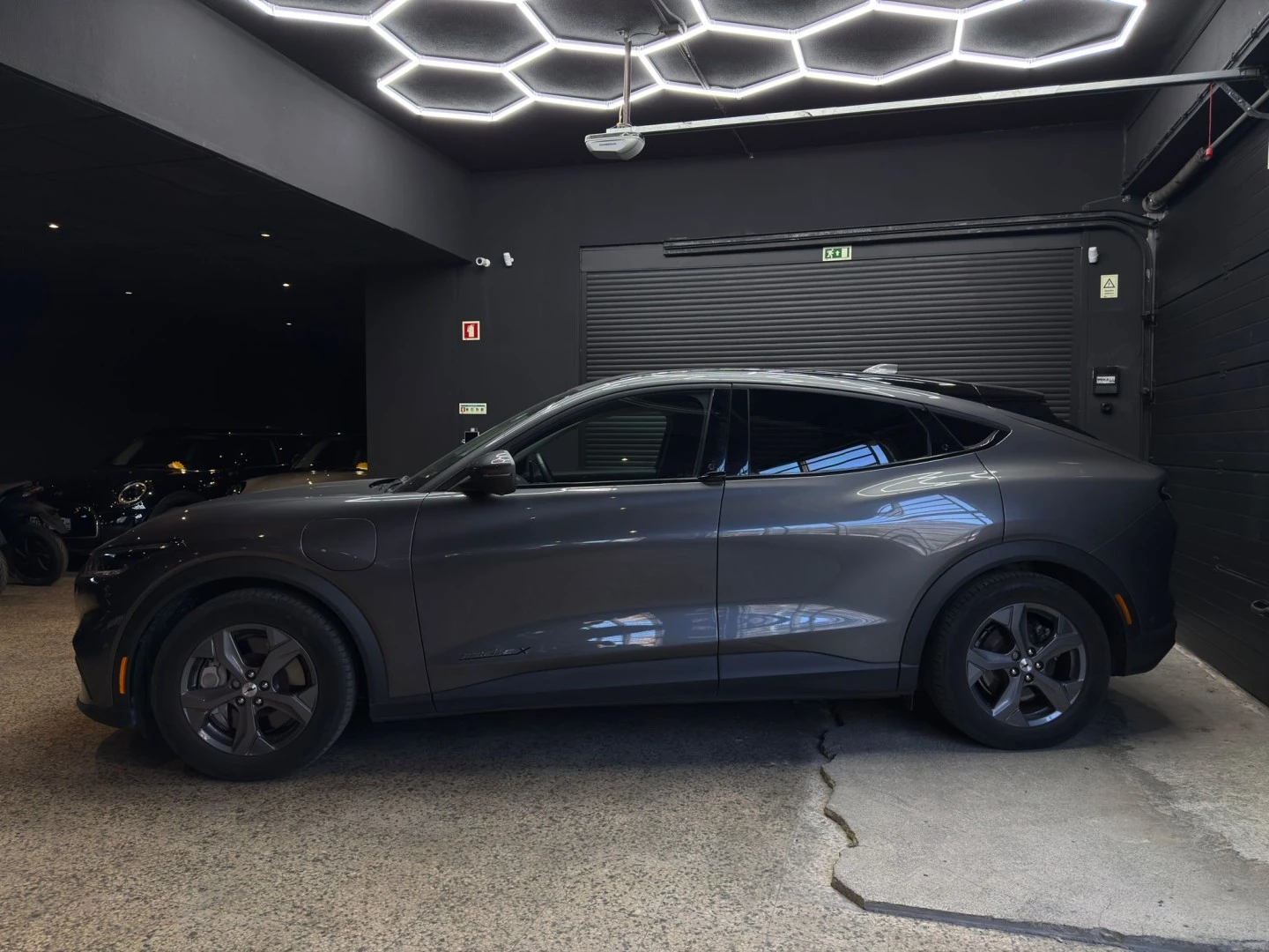Ford Mustang Mach-E Standard