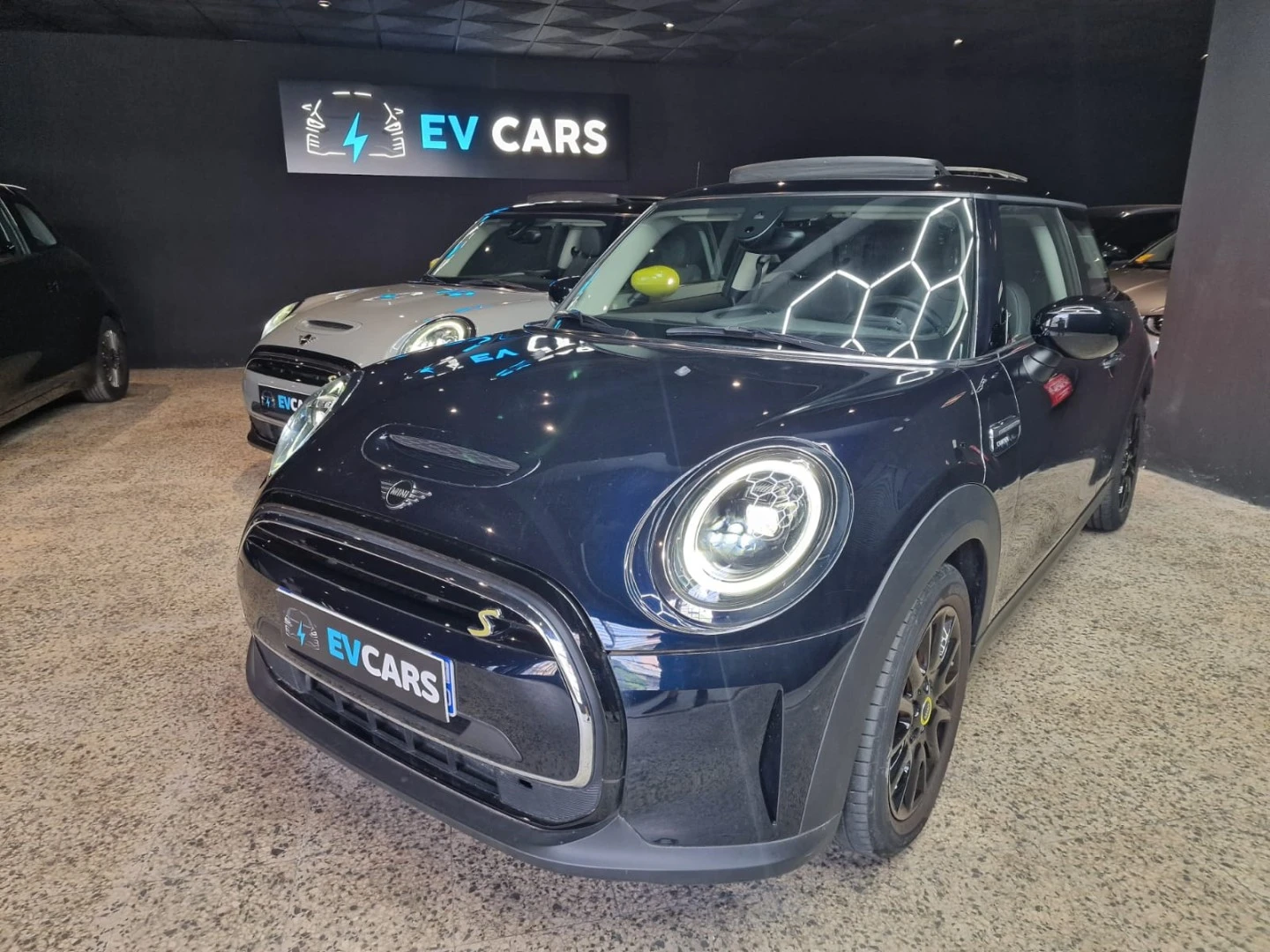 MINI 3 Portas Cooper SE Camden Edition
