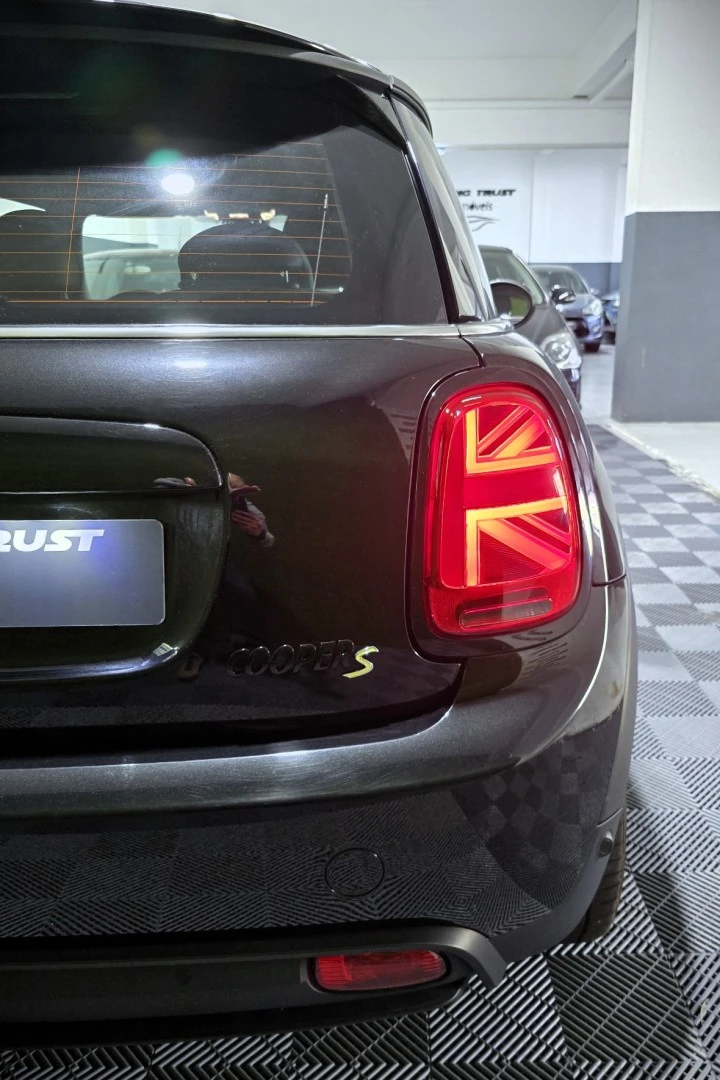 MINI 3 Portas Cooper SE