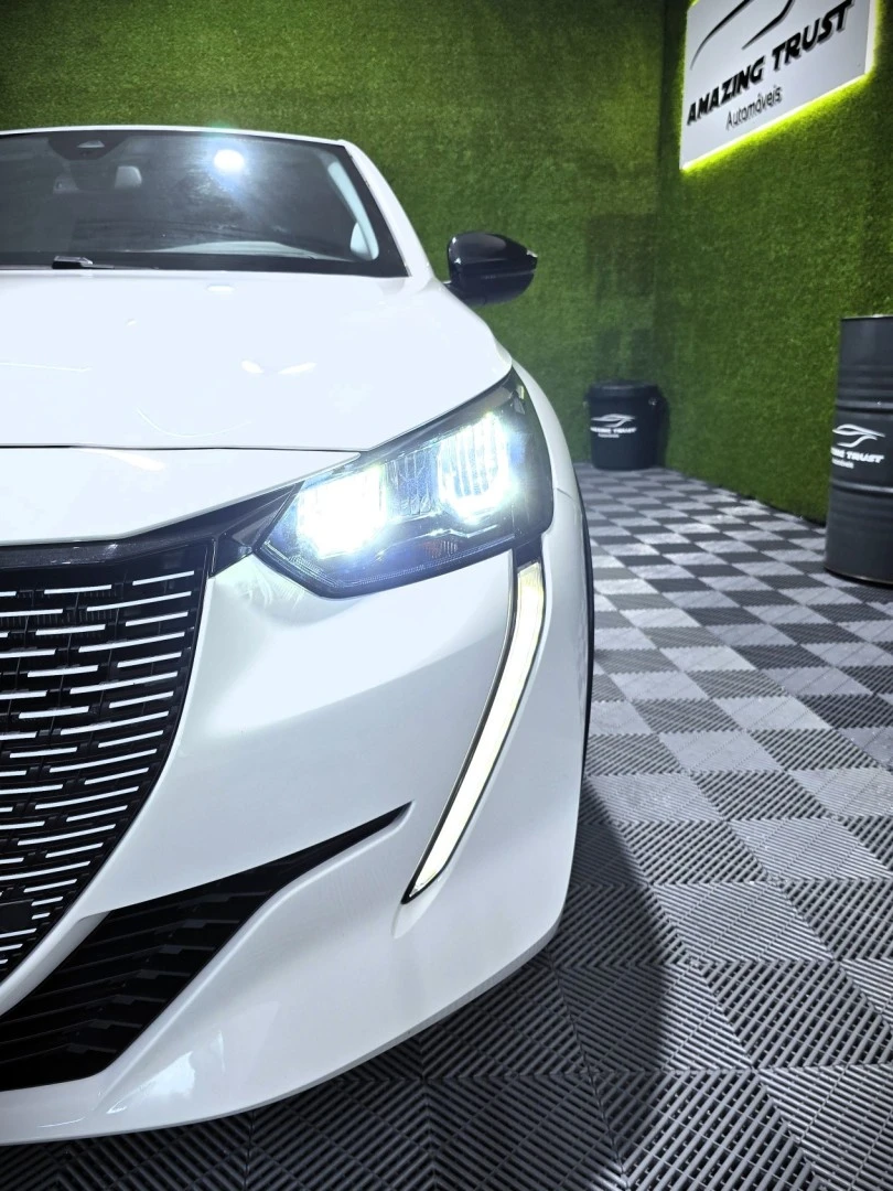 Peugeot e-208 50 kWh Allure Pack