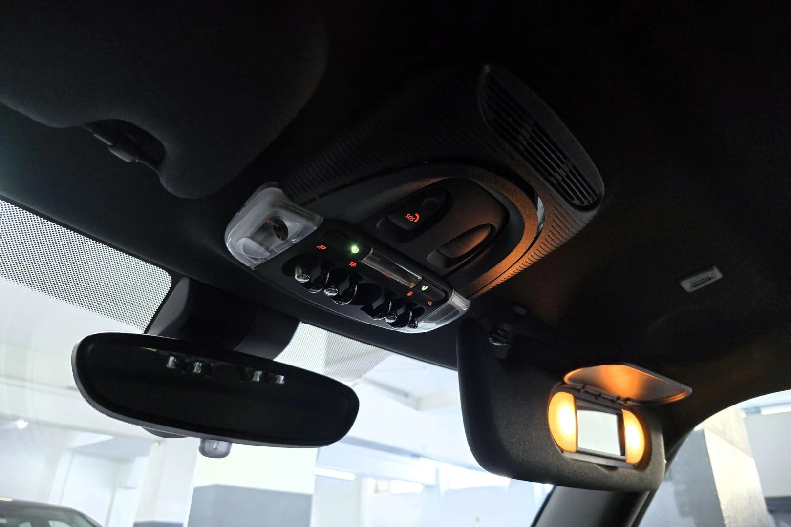 MINI 3 Portas Cooper SE