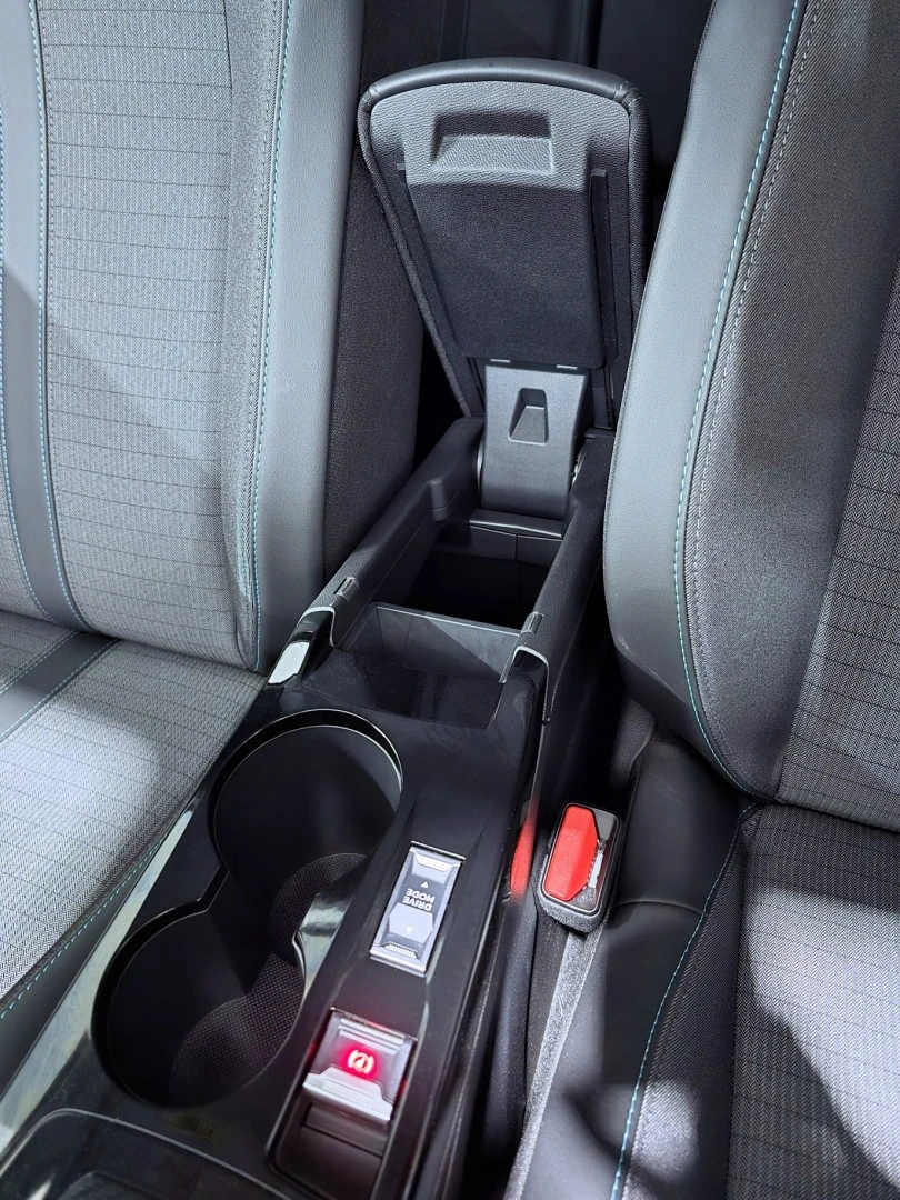 Peugeot e-208 50 kWh Allure Pack