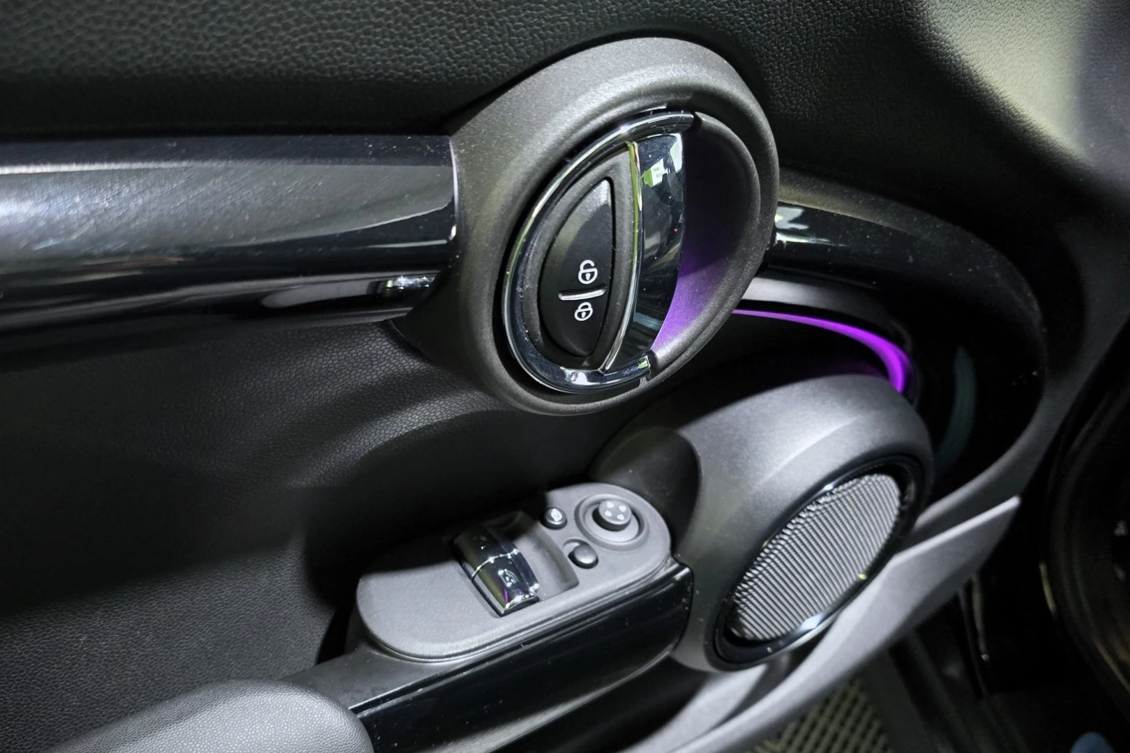 MINI 3 Portas Cooper SE
