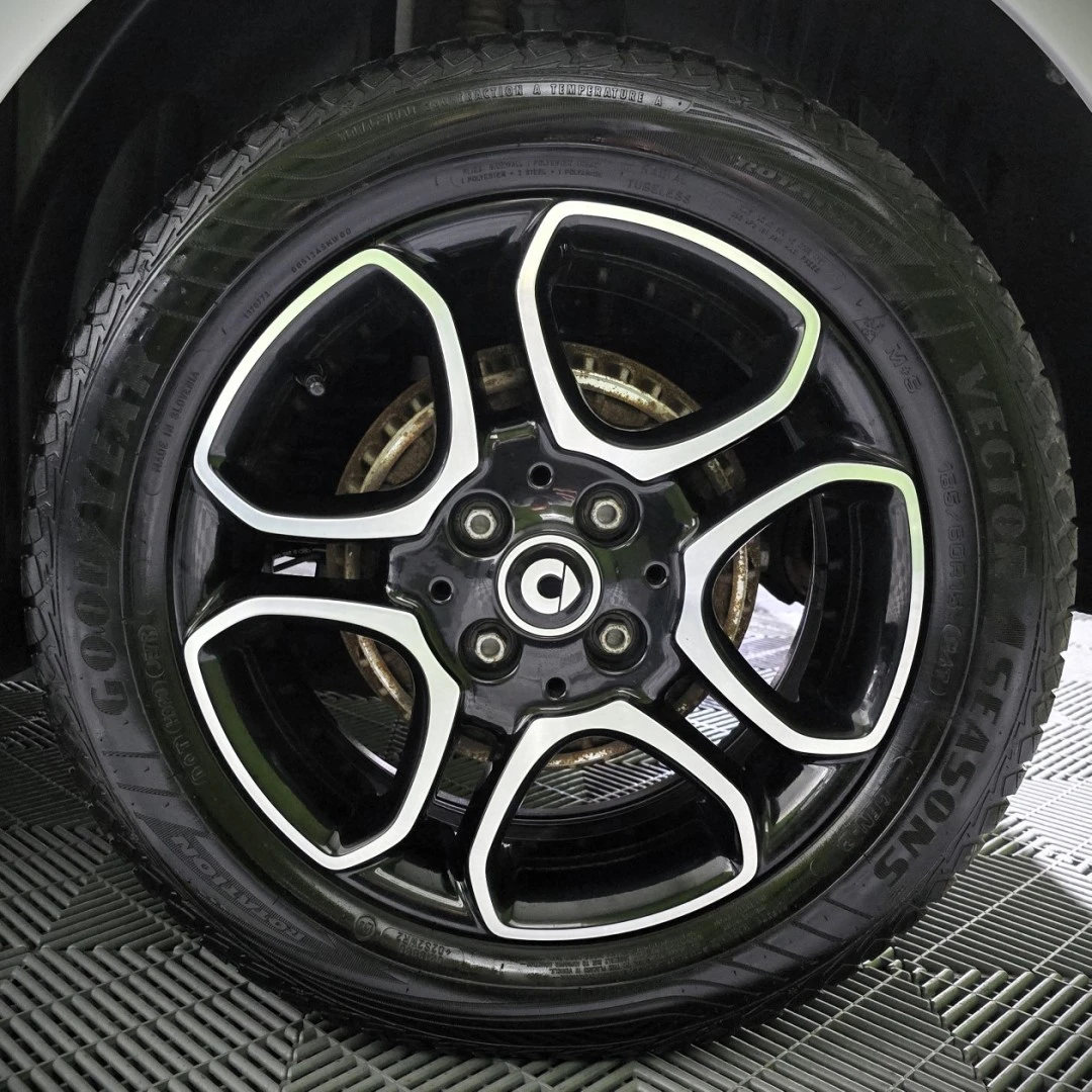 Smart ForFour 0.9 Passion 90