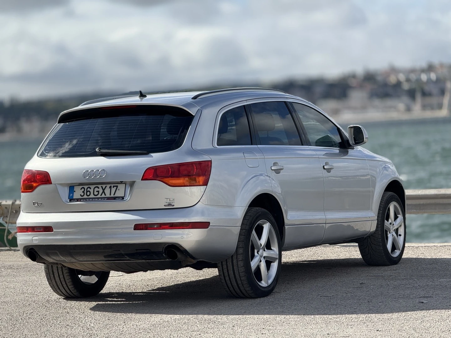 Audi Q7 3.0 TDI DPF quattro tiptronic