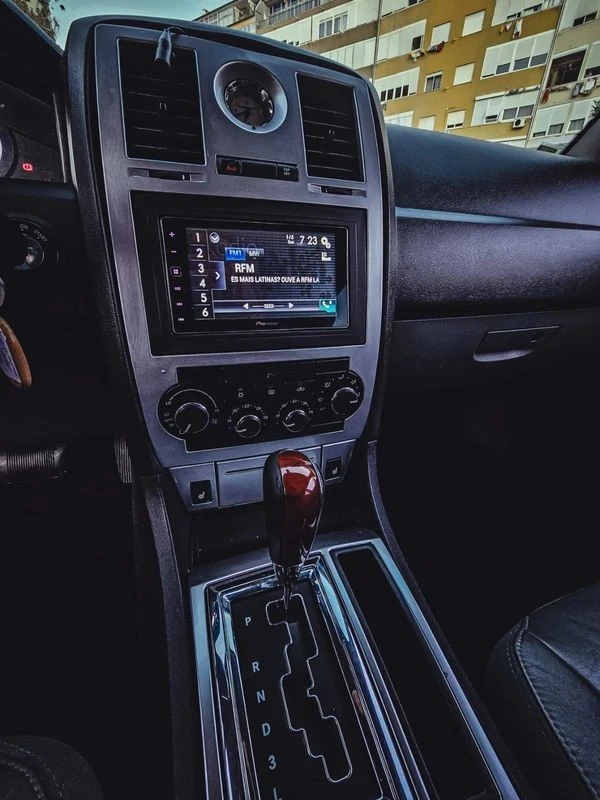 Chrysler 300 C 2.7 L V6
