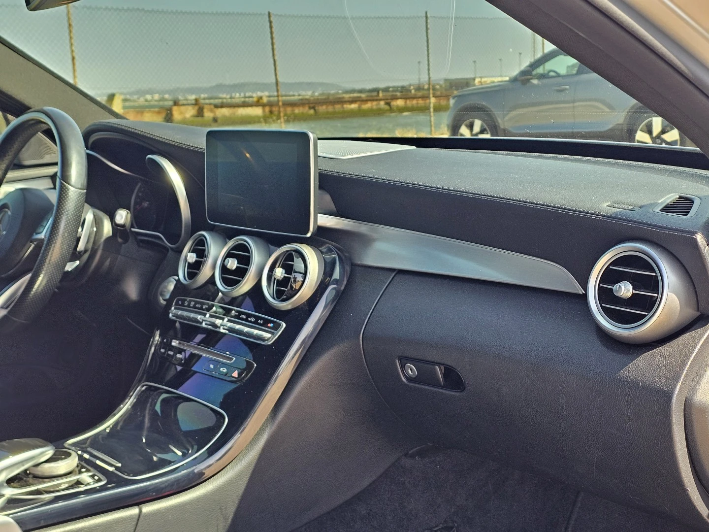 Mercedes-Benz C 300 BlueTEC Hybrid AMG Line