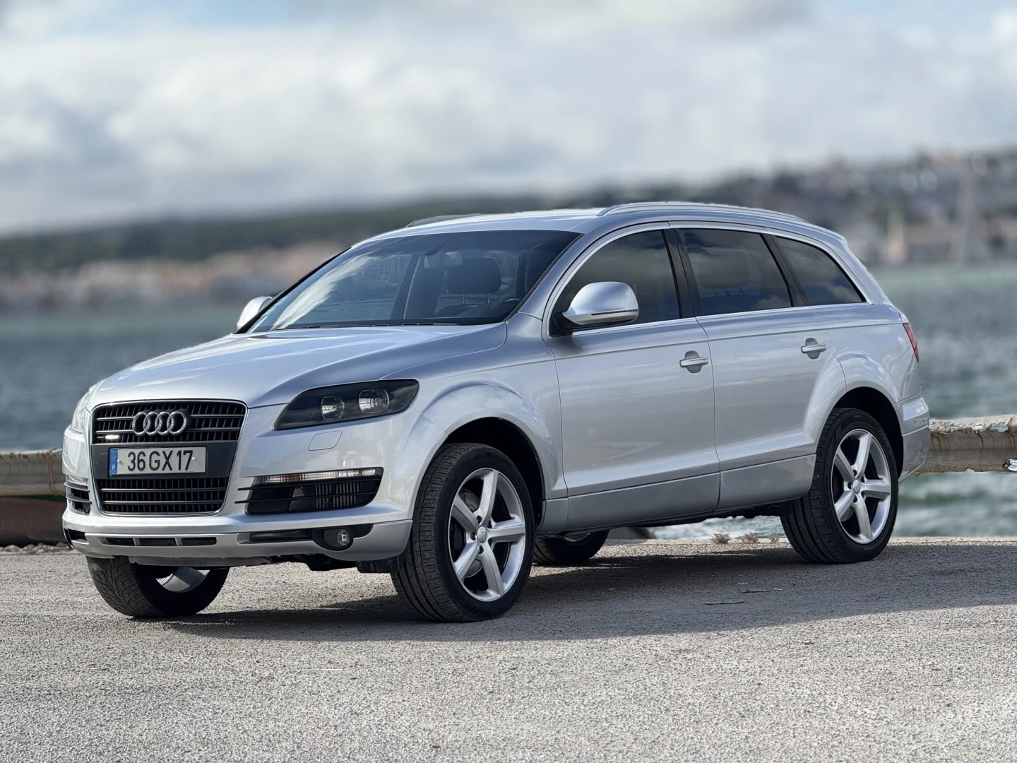 Audi Q7 3.0 TDI DPF quattro tiptronic