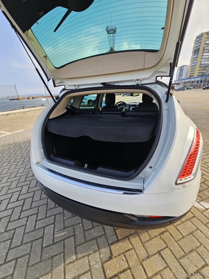 Lancia Delta 1.6 M-Jet Platino
