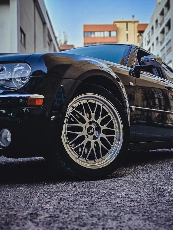 Chrysler 300 C 2.7 L V6