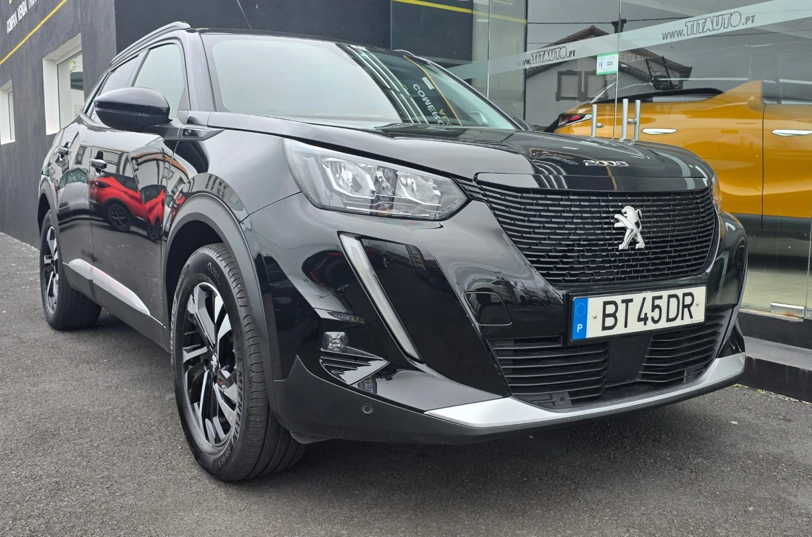 Peugeot e-2008 50 kWh Allure Pack