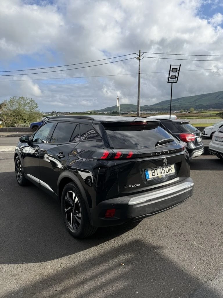 Peugeot e-2008 50 kWh Allure Pack
